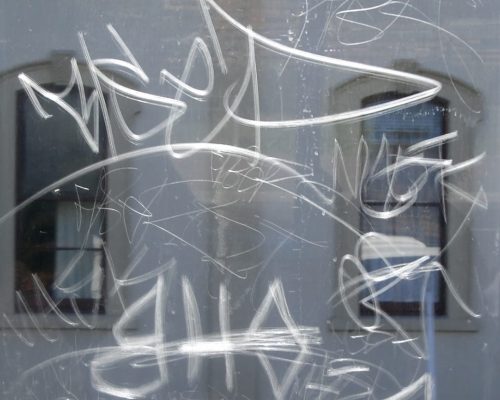 Anti-Graffiti Polycarbonate Sheet​