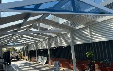 corrugated-polycarbonate-sheet