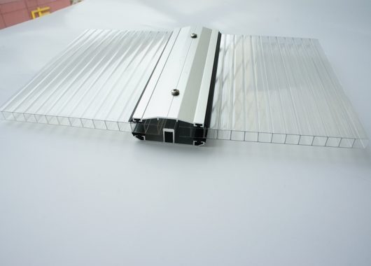 polycarbonate aluminum joiner